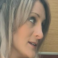 mark_rosie_bg Meztelen