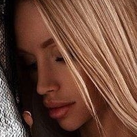 Marta Mayer Meztelen