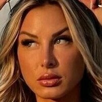 Martamiel Meztelen