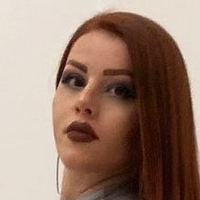 Martina Dimovska Meztelen