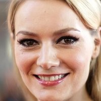 Martina Hill Meztelen