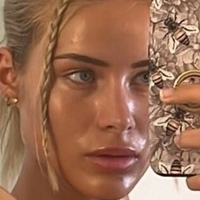 Mary.Bella Meztelen