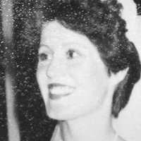 Mary Hudson Meztelen