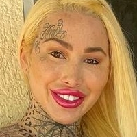 Mary Magdalene Meztelen