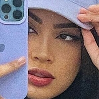 Mc Henny Meztelen