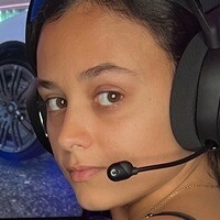 mckenzie_rivers Meztelen