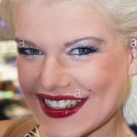 Melanie Mueller Meztelen
