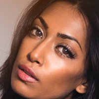 Melinda Shankar Meztelen
