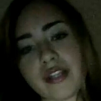 Mia.3 Meztelen