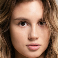 Mia Bloom Meztelen