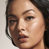 Mia Kang Meztelen