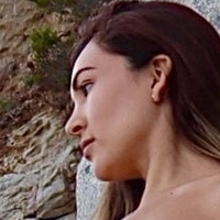 Mia Karina Meztelen