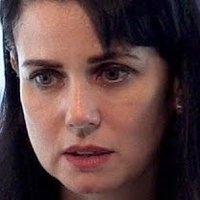 Mia Kirshner Meztelen