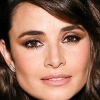Mía Maestro Meztelen