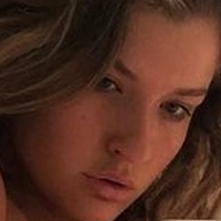 Mia Melano Meztelen