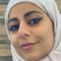 Mia Niqab Meztelen