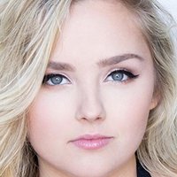 Mia Rose Meztelen