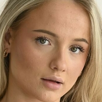 Mia Winward Meztelen