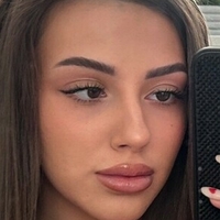mianovakova Meztelen