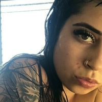 Micaela Jael Meztelen