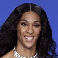 Michaela Jae Rodriguez Meztelen