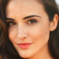 Michelle Argyris Meztelen