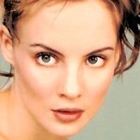Michelle Behennah Meztelen