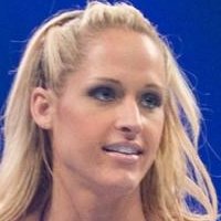 Michelle McCool Meztelen