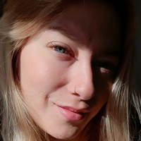 mikhelaxxx Meztelen