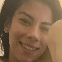 Mila Marie Meztelen