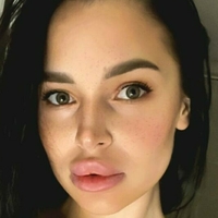 Mila Moore Meztelen