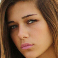 Milana Vino Meztelen