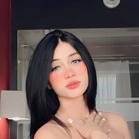 Milangie González Meztelen