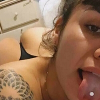 mili_sweetbaby Meztelen