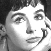 Millie Perkins Meztelen