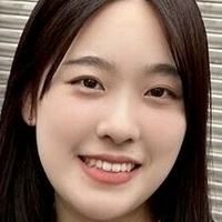 Minachan Meztelen