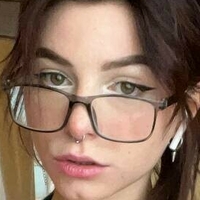 mishelmin Meztelen