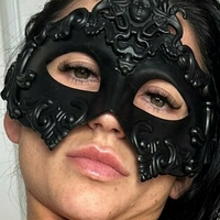 Miss Fitty Meztelen