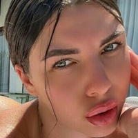miss-tina Meztelen