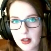 Miss Vaughn Meztelen