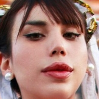 Missy Le Meztelen