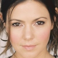 Molly Cerne Meztelen