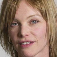 Mona Petri Meztelen