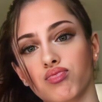 Mona Z Meztelen