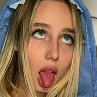 monekichan Meztelen