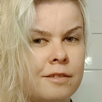 murushka Meztelen