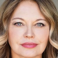 Musetta Vander Meztelen