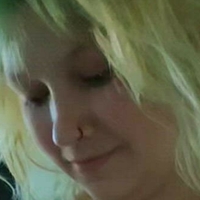 Mushroomqueen Meztelen