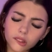 Myahmilaxo Meztelen