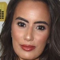 Nabila Badda Meztelen